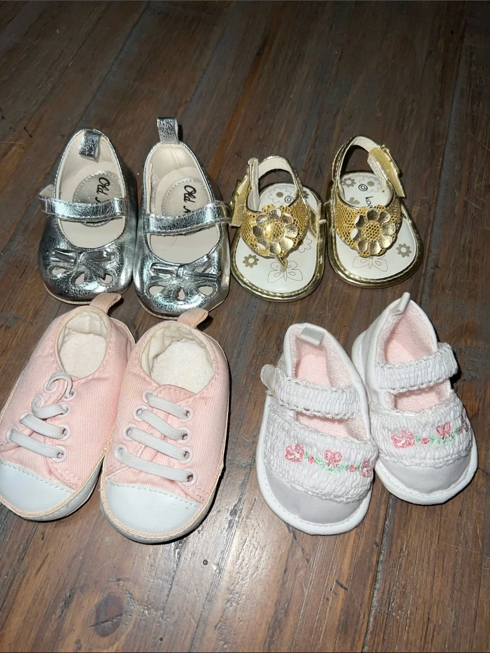Bundle of newborn baby girl shoes and sandals. All size zero/one. - Picture 2 of 2